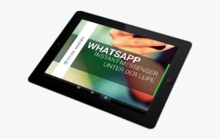 Tablett mit Bild zum Thema Whatsapp Instantmessenger unter der Lupe